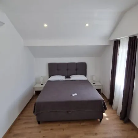 Appartement Noel 1 *