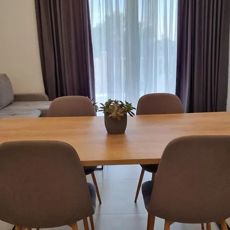 Apartment Noel 1 *